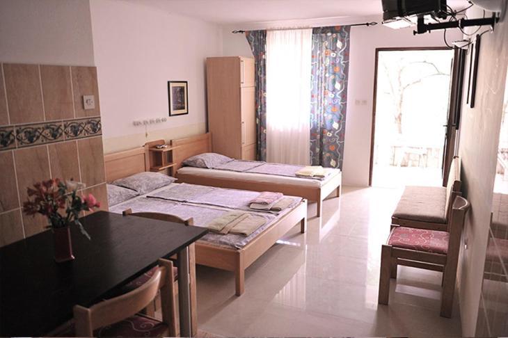 Mila Apartman Petrovac